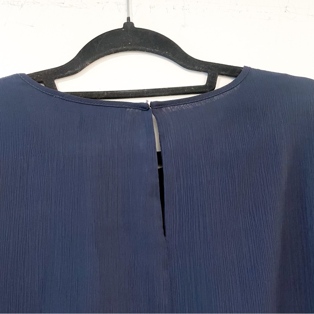Elegant Navy Blue Women's Top XL - Picture 5 of 7